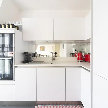 Apartmán Terrace - Private Parking - Subway 2 Min *